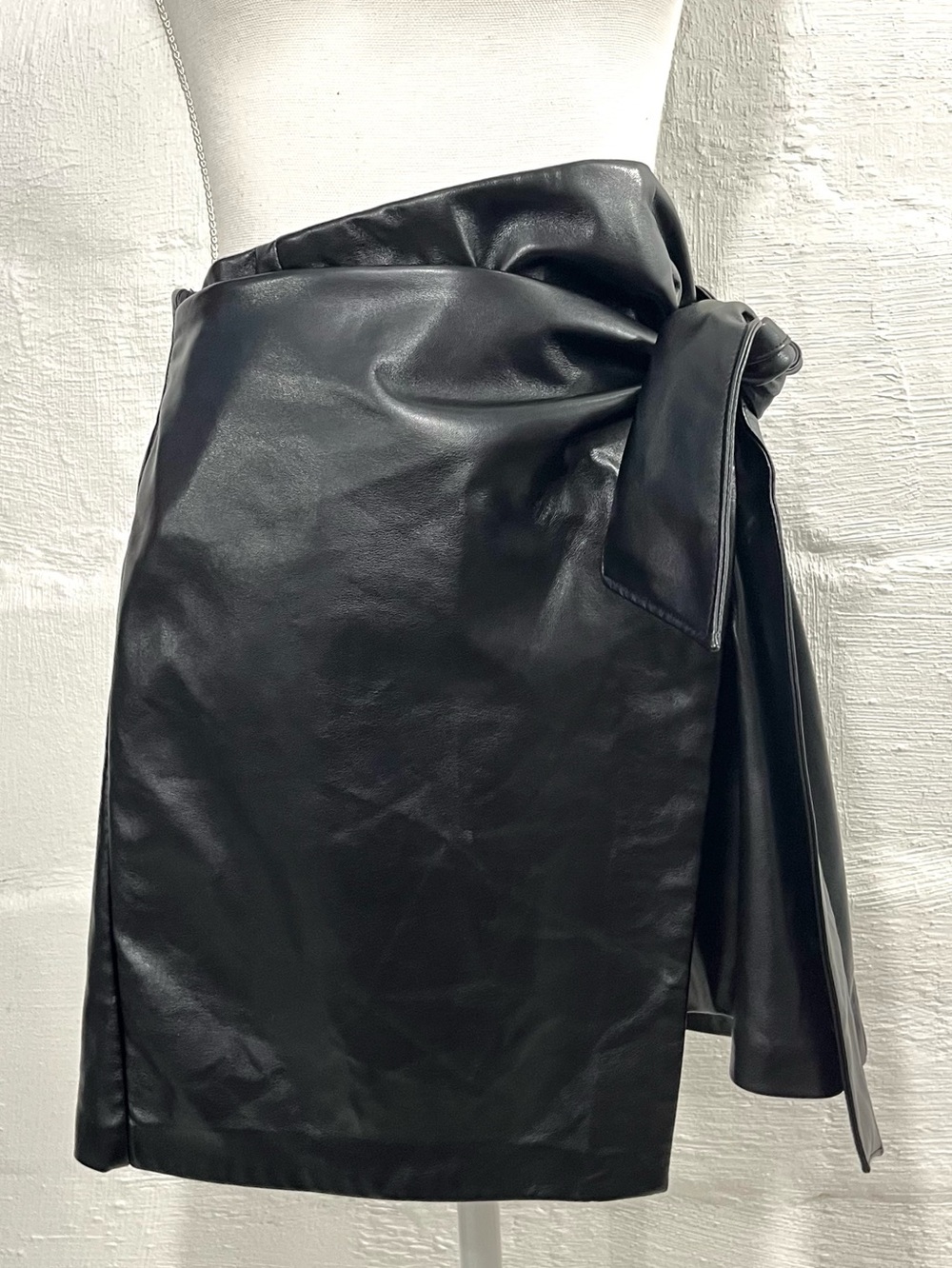 BAILEY 44 VEGAN LEATHER FAUX WRAP MINI SKIRT